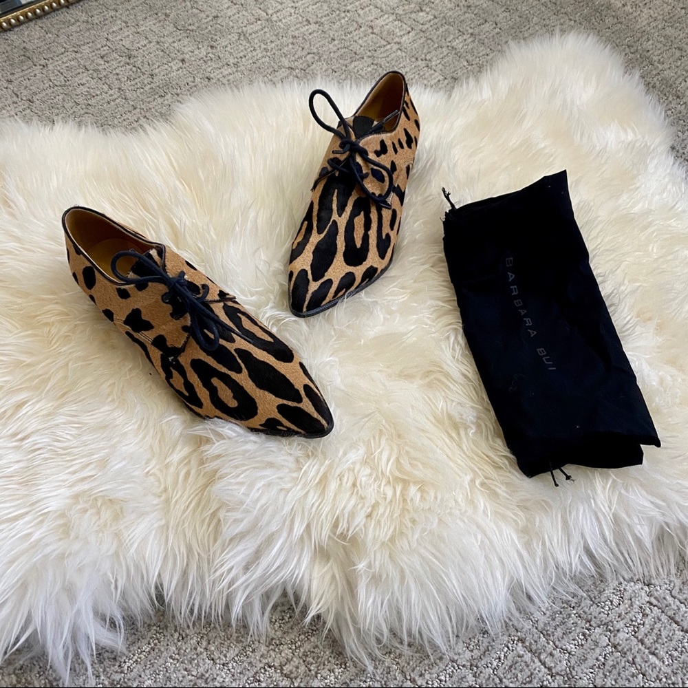 Barbara Bui Leopard Print Calfhair Lace-up Loafers